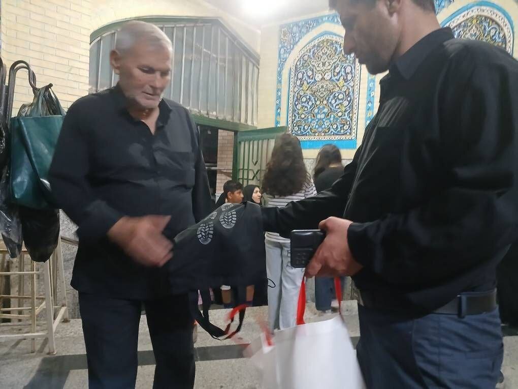 توزیع کیسه پارچه ای در هیئت ها