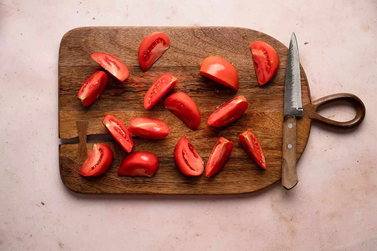 چه بخوریم تا پوست آفتابسوخته زودتر بهبود پیدا کند؟