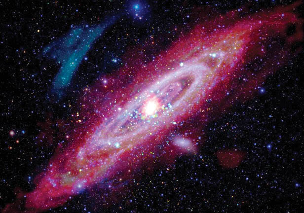 تصویر خیره‌کننده از آندرومدا | آماده برخورد با زمین