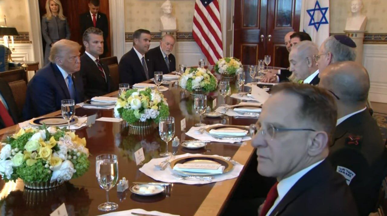تصاویری از دیدار ۳.۵ ساعته ترامپ و نتانیاهو در کاخ سفید
