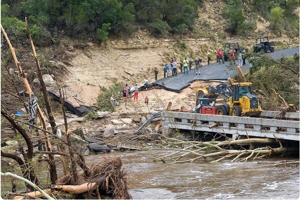 تصاویر آخرالزمانی از لحظه وقوع هولناک سیل در تگزاس | ویدئو