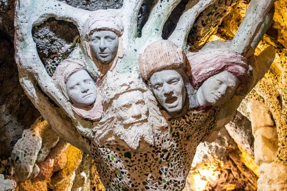 سیاحت در موزه ای میان کوه های لواسان