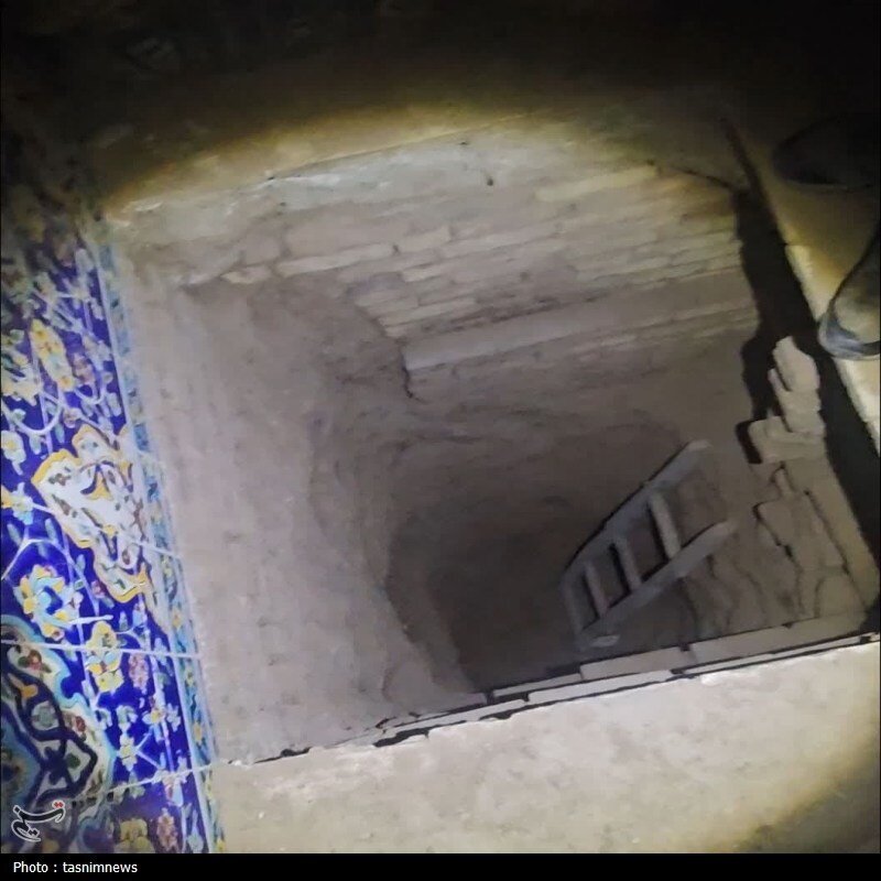 حفاری مشکوک در یک امامزاده در شهرری + ویدئو