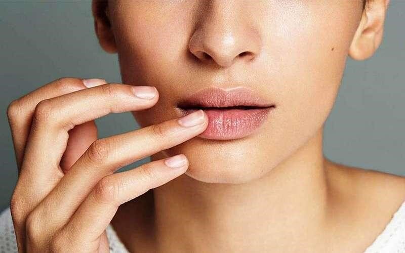 ماسک لب چیست؟ آموزش تهیه ماسک لب خانگی ماسک لب