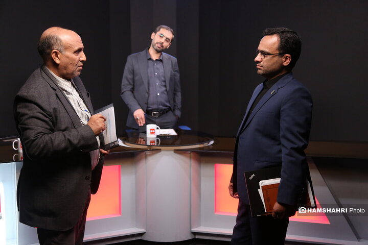 بررسی بیانیه ۱۸۰ اقتصاددان