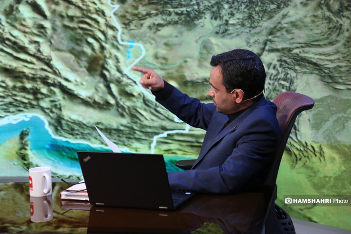 بررسی بیانیه ۱۸۰ اقتصاددان