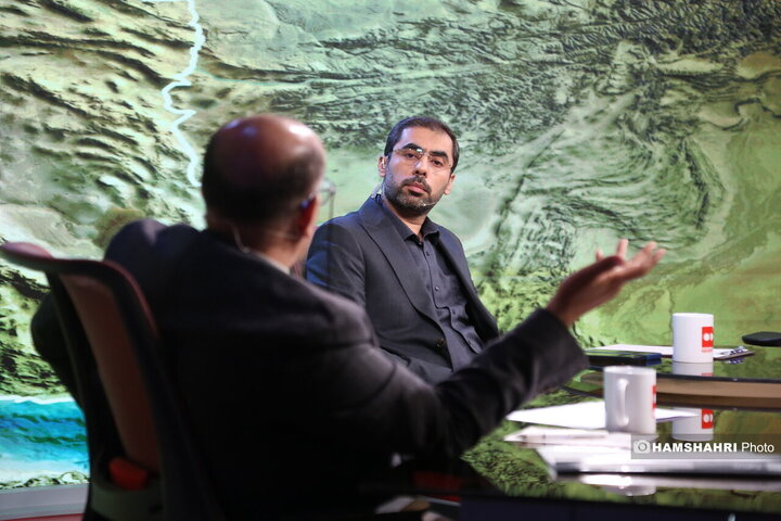 بررسی بیانیه ۱۸۰ اقتصاددان