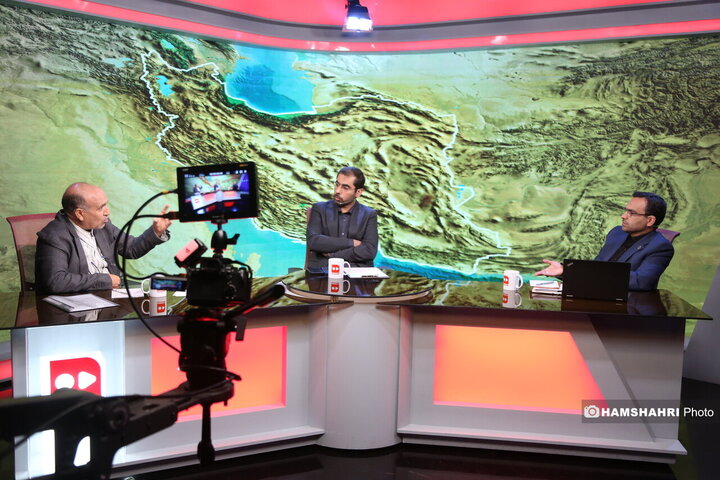 بررسی بیانیه ۱۸۰ اقتصاددان