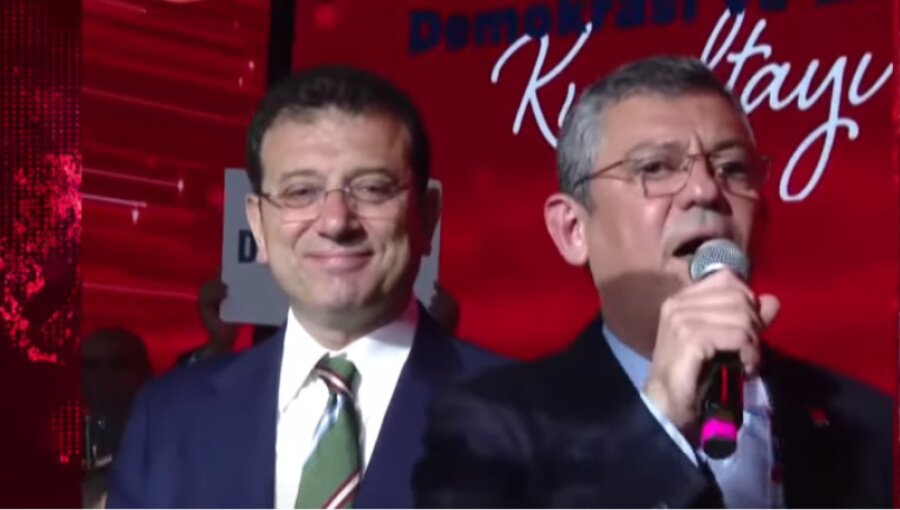 ترکیه در تب و تاب؛ اردوغان واقعاً نگران کودتاست؟ | ماجرای قانون نماز جمعه چیست؟