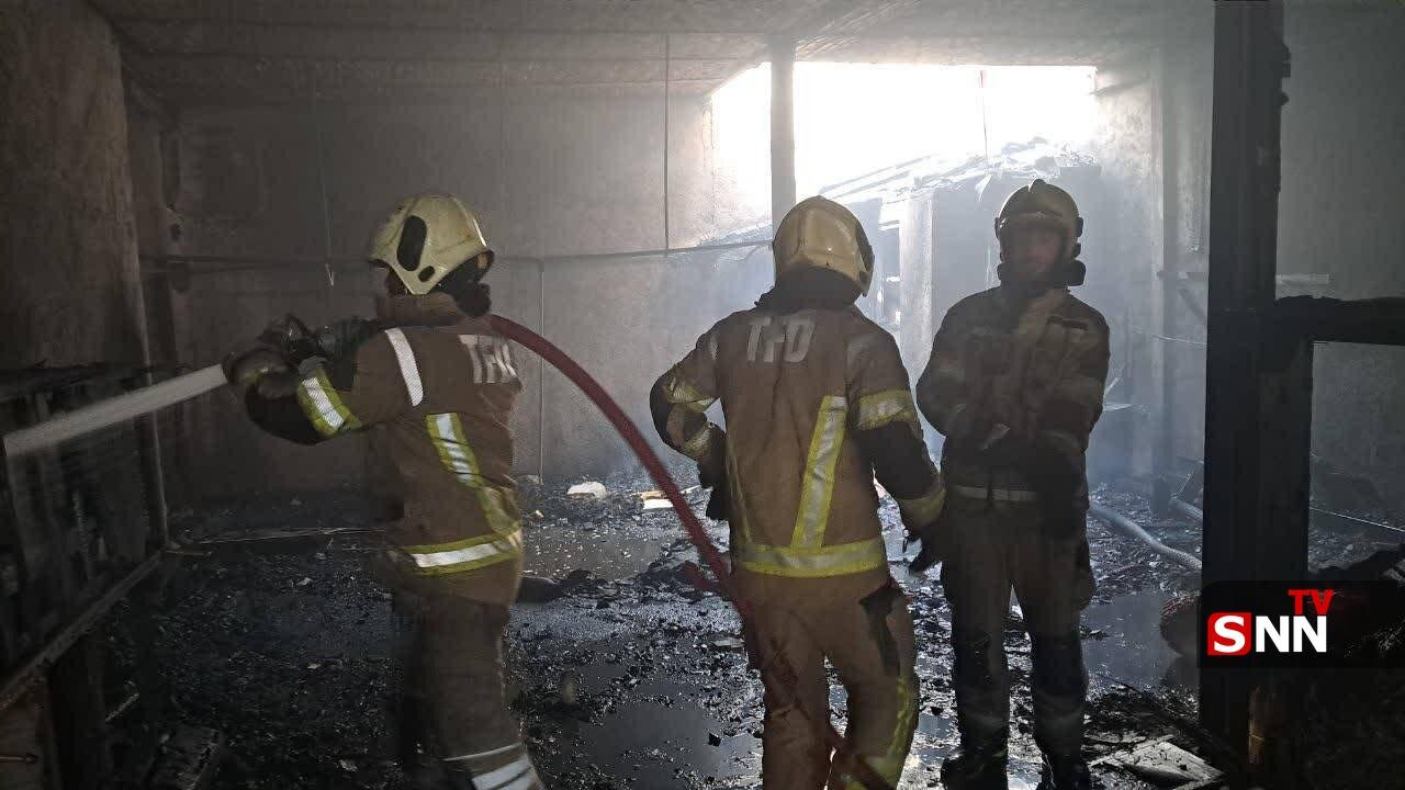 اولین تصاویر از محل آتشسوزی کارگاه مبلسازی در مرتضی گرد