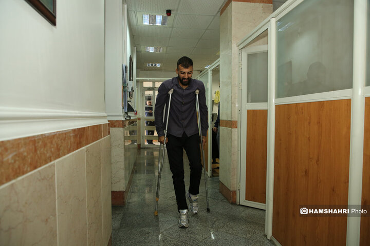 دیدار با سه تن از کارکنان میدان میوه و تره بار که در جنگ تحمیلی 12 روزه جانباز شدند