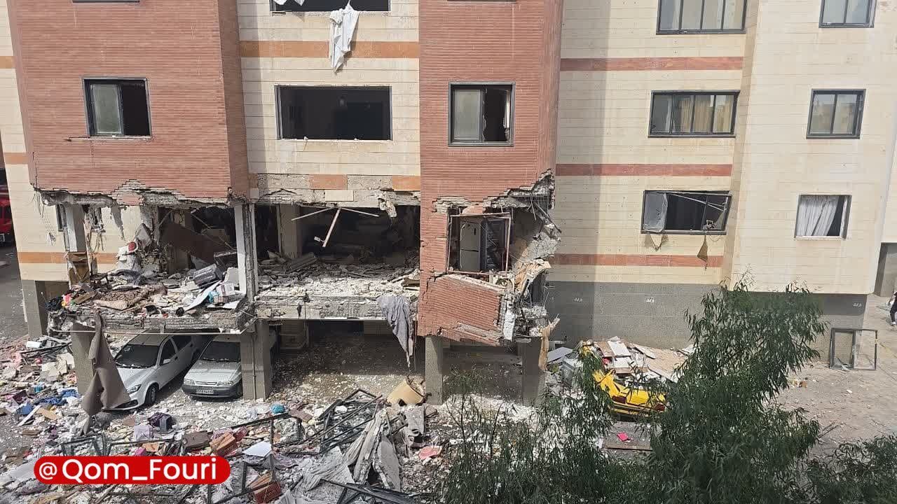 انفجار یک مجتمع مسکونی در قم + عکس و ویدئو