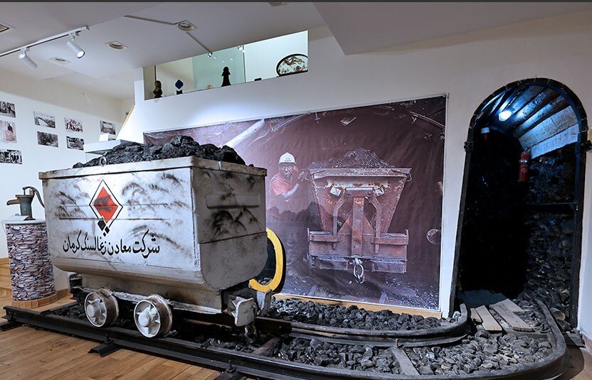 بازدید از مشاغل فراموش شده در گذر زمان