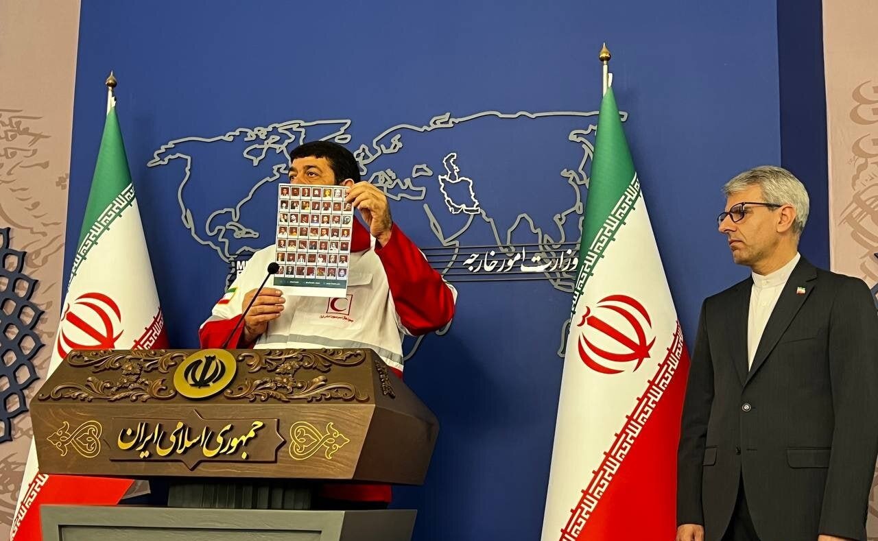 نمایش تصاویر شهدای غیرنظامی جنگ ۱۲ روزه توسط کولیوند | ویدئو