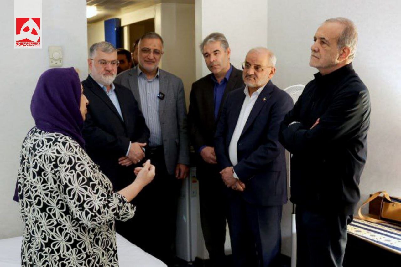 بازدید پزشکیان، زاکانی و معتمدیان از وضعیت اسکان خانوادههای جنگ زده | تصاویر