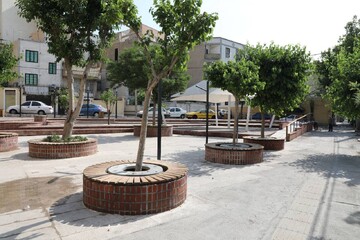 در این پلازا کودکان تا بزرگسالان گرد هم می آیند