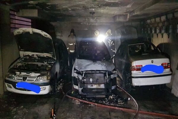 آتشسوزی در مجتمع مسکونی تهران + جزئیات و تصاویر