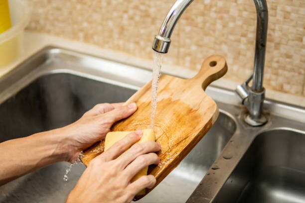 چند توصیه مهم برای نگهداری از وسایل و ظروف چوبی خانه