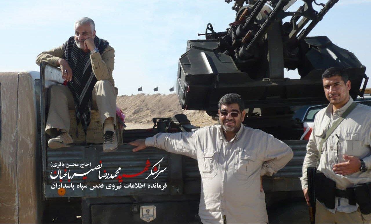 تصاویری از سردار شهید محمدرضا نصیر باغبان ، مسئول واحد اطلاعات نیروی قدس در کنار شهید حاج قاسم سلیمانی