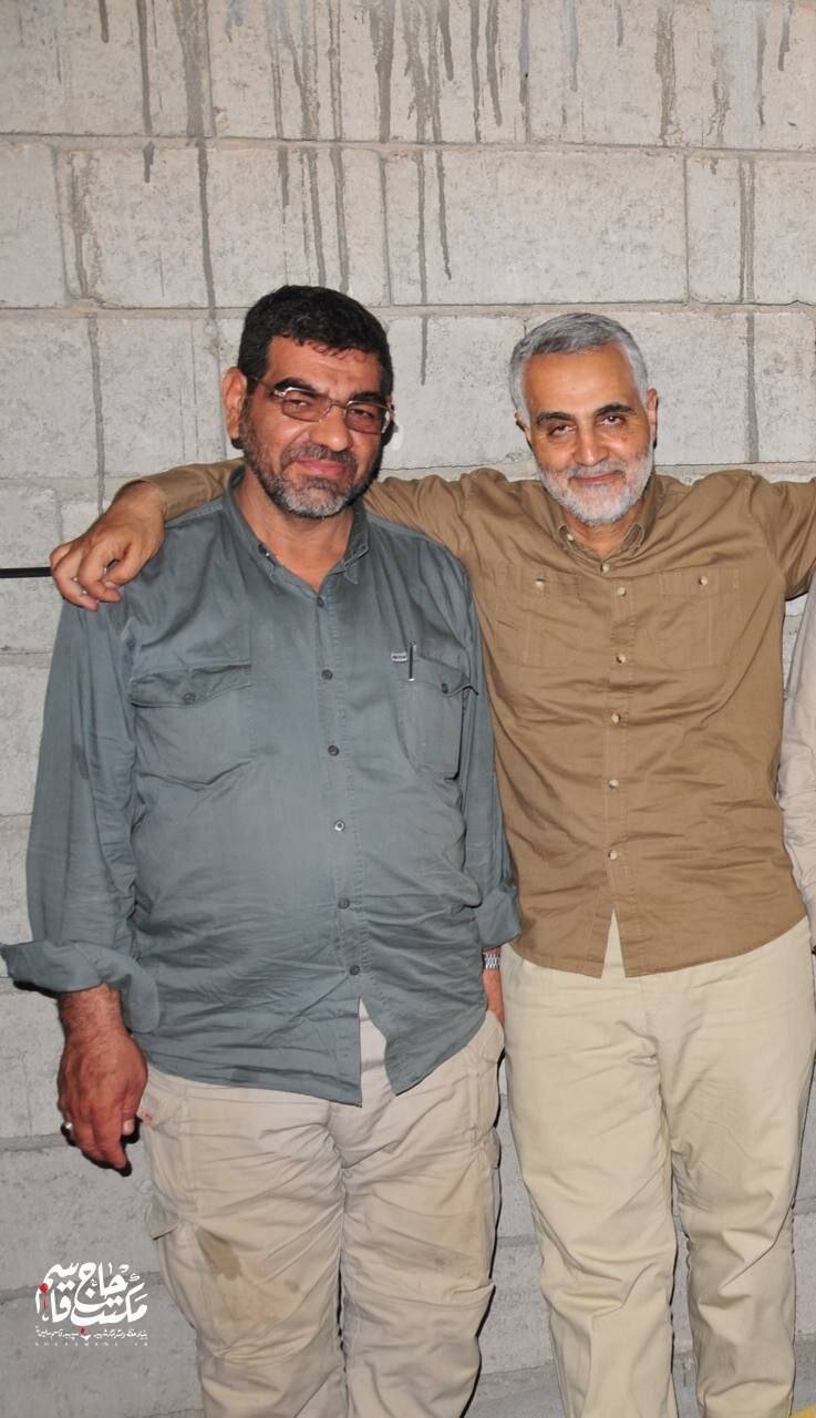 تصاویری از سردار شهید محمدرضا نصیر باغبان ، مسئول واحد اطلاعات نیروی قدس در کنار شهید حاج قاسم سلیمانی