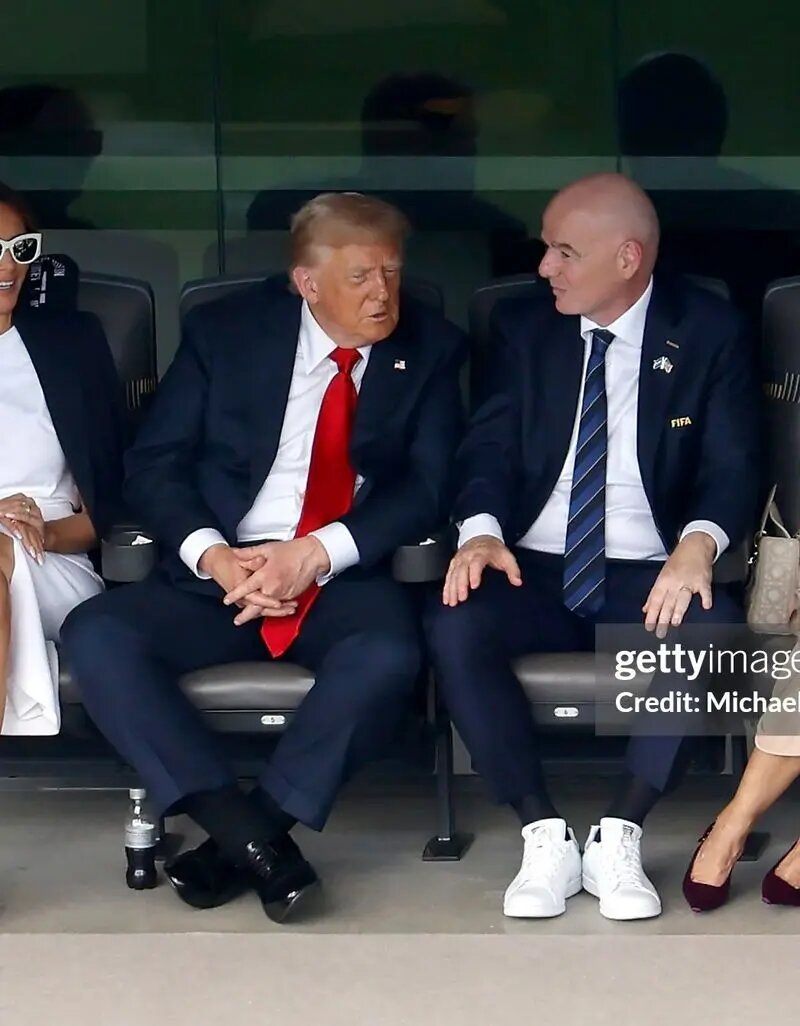 تورم مچ پای ترامپ سوژه عکاسان شد | تصاویر