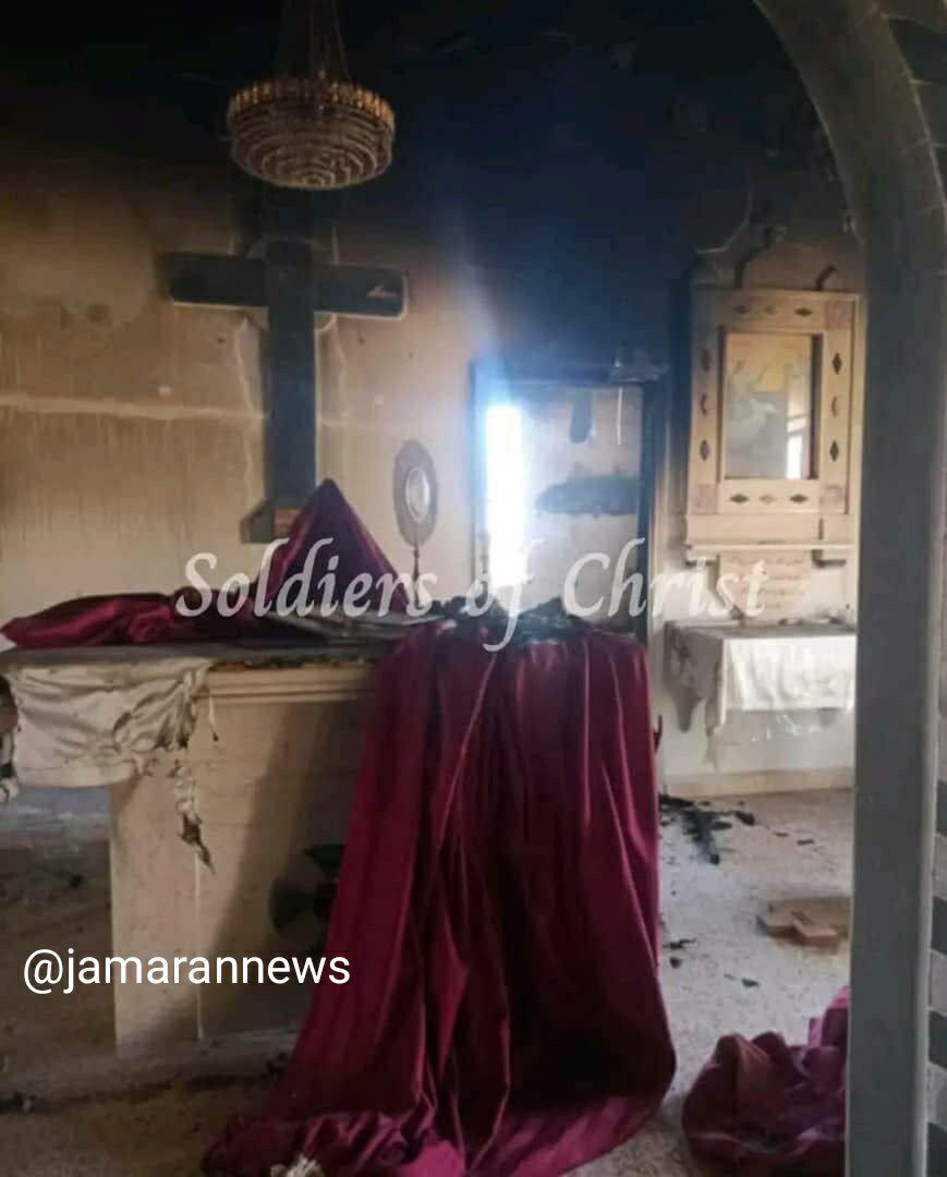 تروریست های جولانی یک کلیسا را آتش زدند | تصاویر