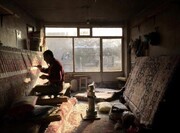 تصویری کمتر دیده شده و هنری از کارگاه فرش در بازار تبریز