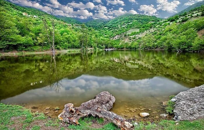 فرار از گرمای تابستان به آغوش خنک و بکرترین دریاچه ها