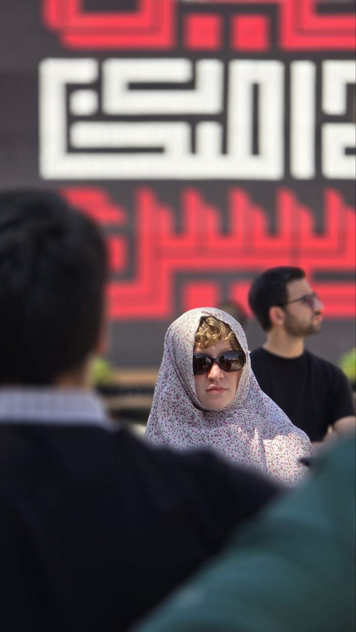 پوشش خبرنگاران زن خارجی در امامزاده صالح | تصاویر
