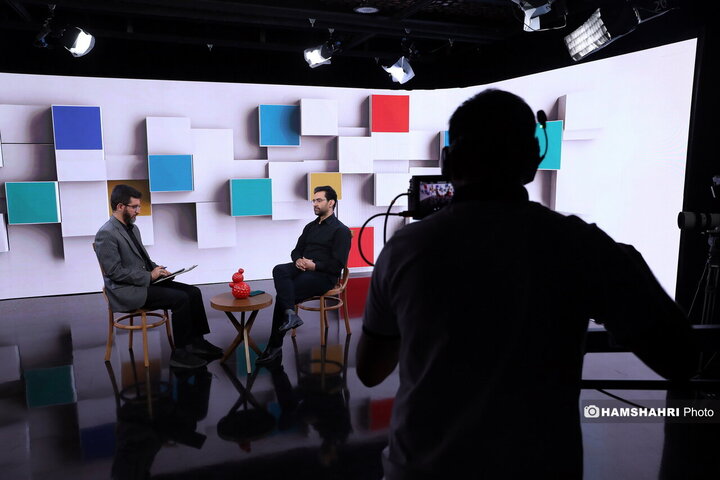 سرتیتر با دکتر آذری جهرمی