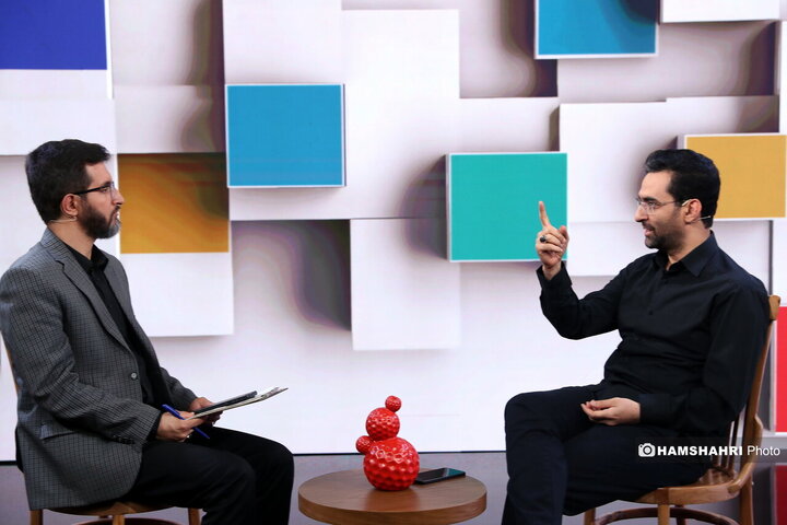 سرتیتر با دکتر آذری جهرمی