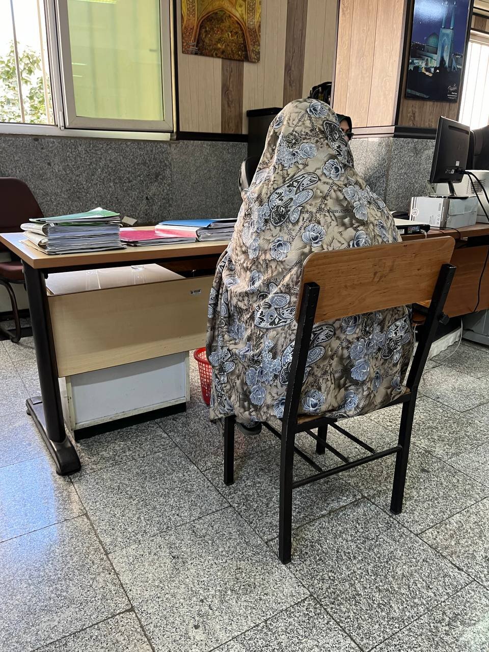 اعتراف هولناک مادر به فروش سه نوزادش | درگیری خونین در جنوب تهران راز فروش نوزادان را فاش کرد متهم زن