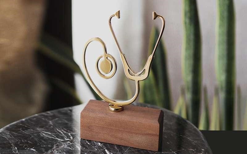 بهترین هدیهها برای روز پزشک