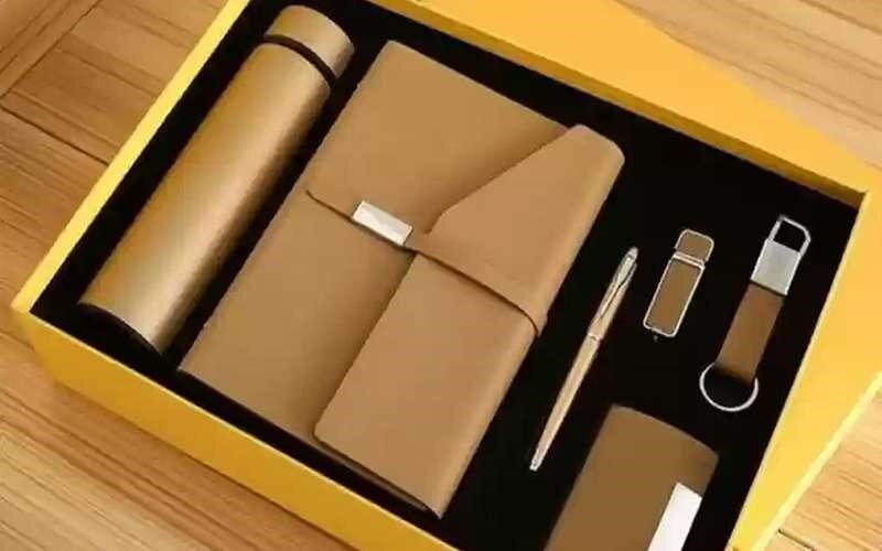 بهترین هدیهها برای روز پزشک