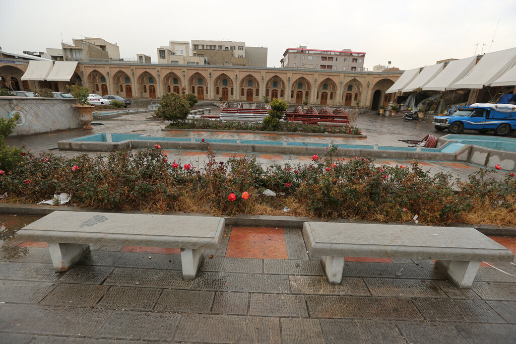 گردش تاریخی در کاروانسرای خانات