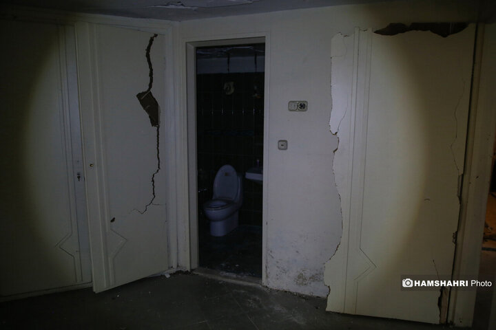 منازل مسکونی خسارت دیده در جنگ تحمیلی ۱۲ روزه اطراف اوین