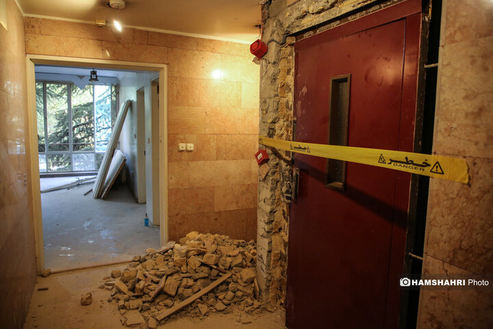 منازل مسکونی خسارت دیده در جنگ تحمیلی ۱۲ روزه اطراف اوین