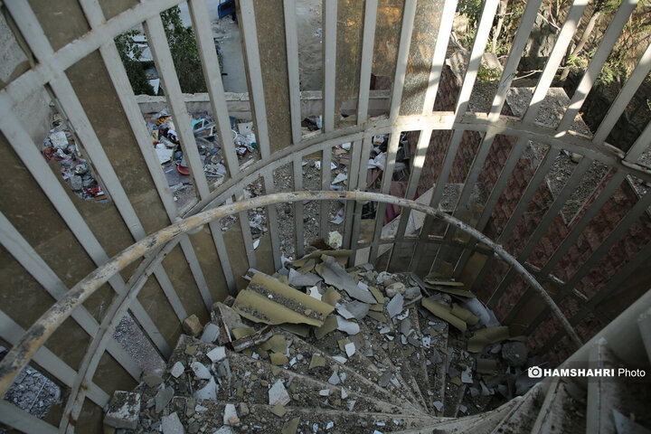 منازل مسکونی خسارت دیده در جنگ تحمیلی ۱۲ روزه اطراف اوین