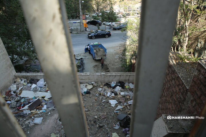 منازل مسکونی خسارت دیده در جنگ تحمیلی ۱۲ روزه اطراف اوین