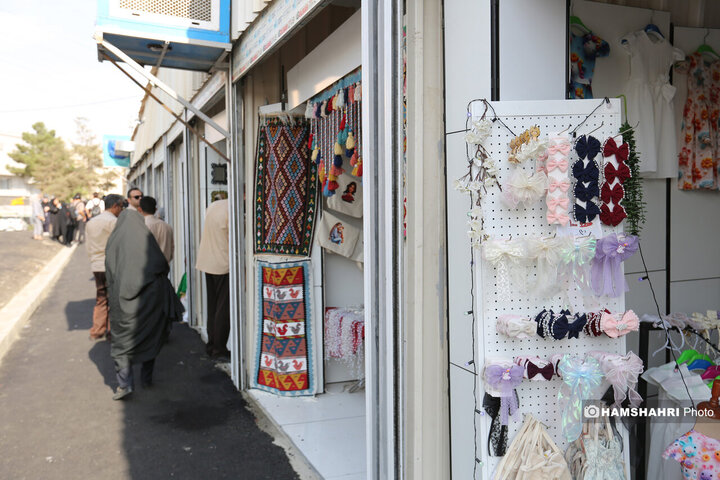 افتتاح نخستین بازارچه زنان سرپرست خانوار در میدان تره‌بار پیامبر منطقه ۵