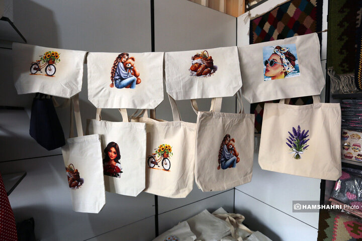 افتتاح نخستین بازارچه زنان سرپرست خانوار در میدان تره‌بار پیامبر منطقه ۵