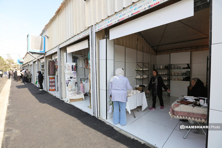 افتتاح نخستین بازارچه زنان سرپرست خانوار در میدان تره‌بار پیامبر منطقه ۵