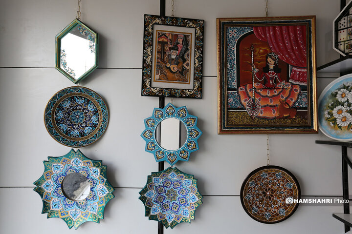 افتتاح نخستین بازارچه زنان سرپرست خانوار در میدان تره‌بار پیامبر منطقه ۵