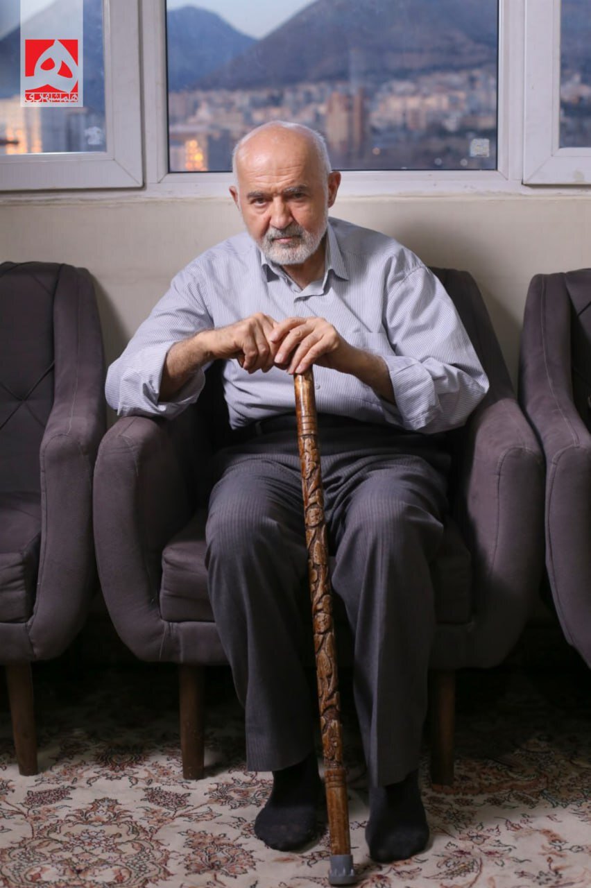 تصاویر دیده نشده از مرحوم احمد توکلی در جمع خانواده | تصاویر