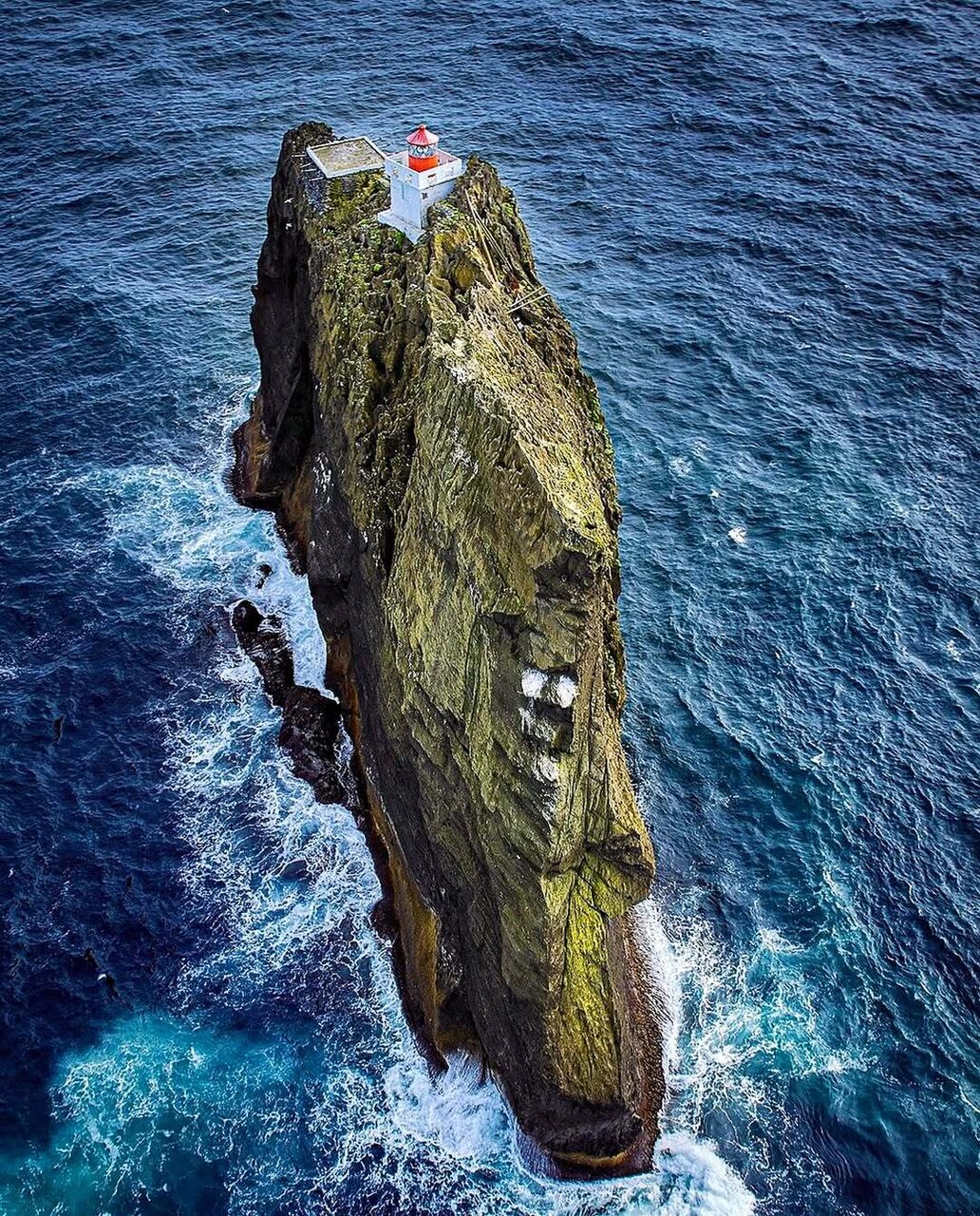 تنهاترین شغل روی کره زمین! + تصاویر