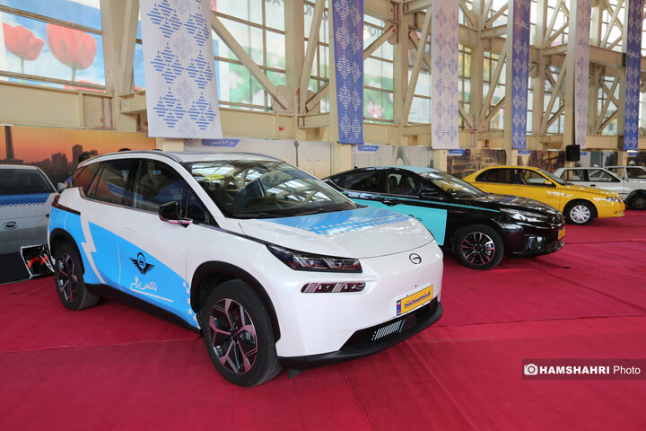 مراسم رونمایی از سامانه تاکسی برخط شهرزاد