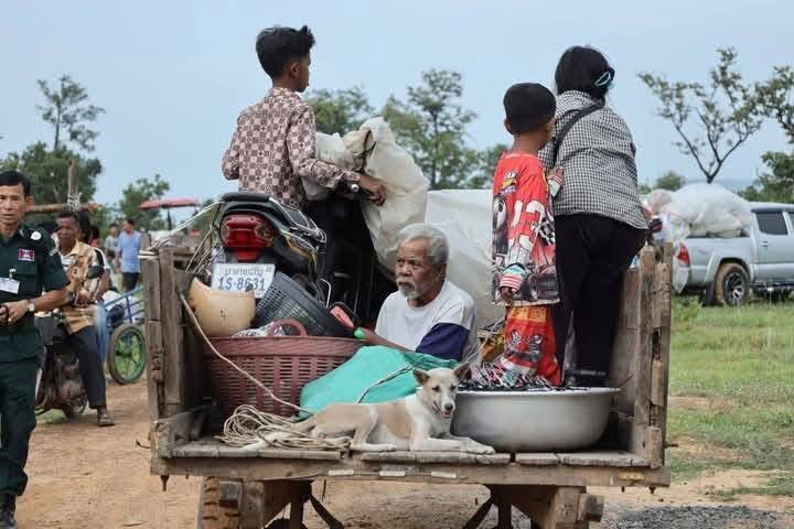 تصاویری از آواره شدن ساکنان تایلند و کامبوج در درگیری های اخیر