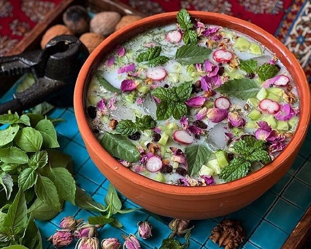 با این گجتها یخ میزنی | فرمولهای هوشمندانه خنک ماندن در فصل گرم بدون دریافت قبضهای نجومی