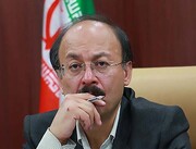 فیلسوف ایرانی: ما راهی جز ایستادگی نداریم