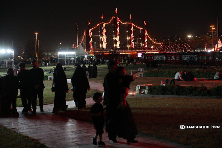 برگزاری سومین سوگواره محرم شهر در میدان آزادی